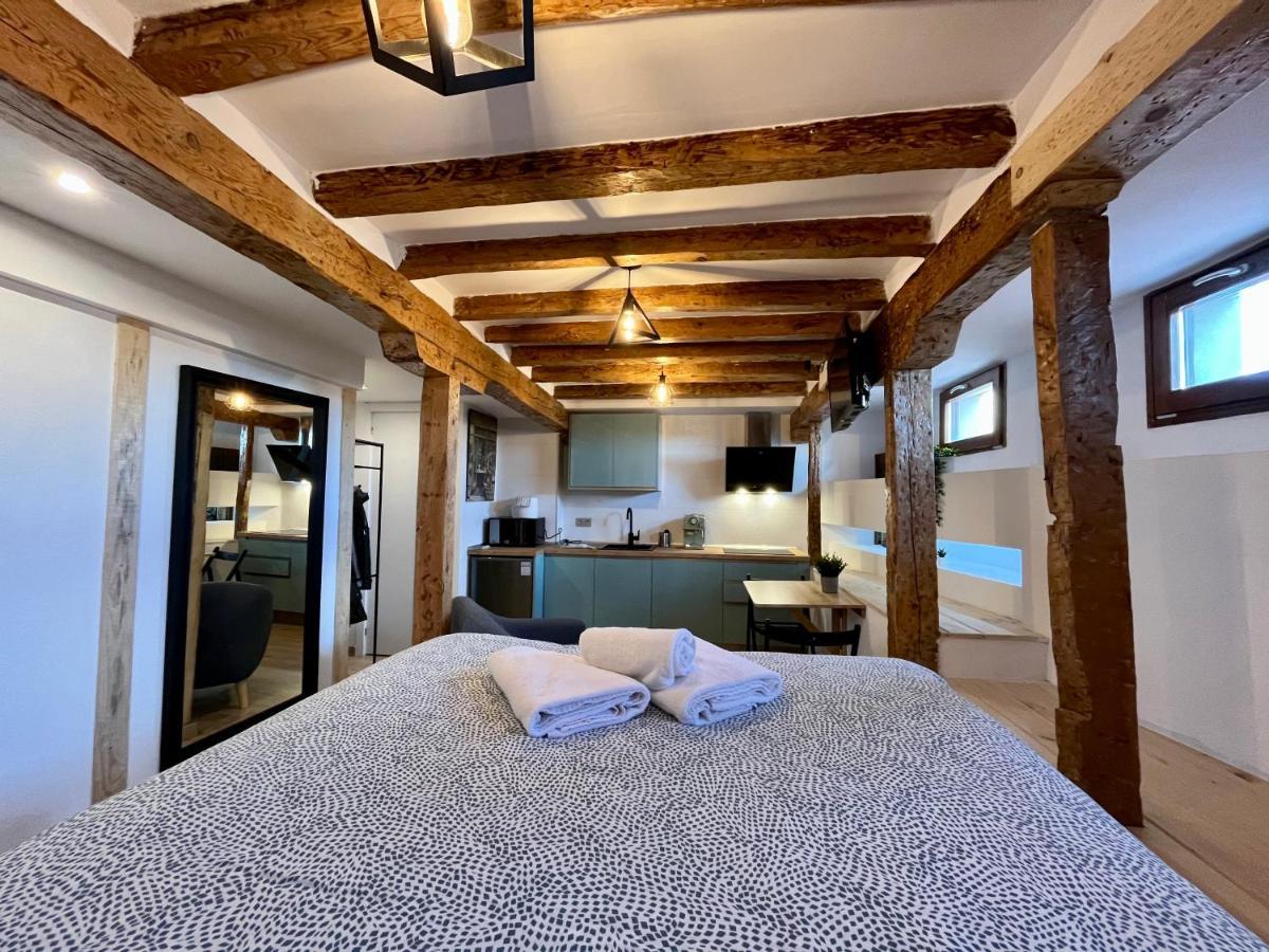 Atuaire Home Loft Con Encanto En El Corazon De Burgos Dauda מראה חיצוני תמונה